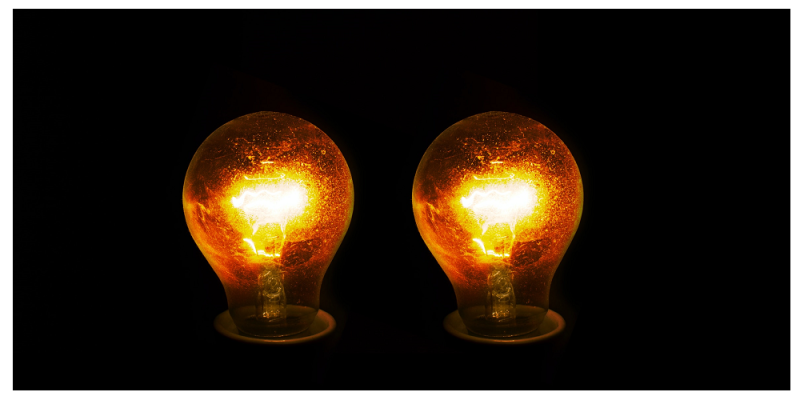 Why do LED lights flicker in the camera? Traditional incandescent bulbs. Photo: Pexels