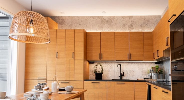 In the picture, the lights above and below the kitchen cabinets are connected in parallel, i.e. they light up at the same time.