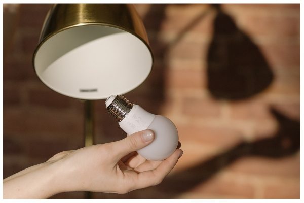 Replacing the bulb.