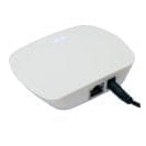 led-wifi-rf-boxi-valaisinohjaukseen-android-ios-valo-ledstore.fi - LedStore Kompakti valkoinen elektroninen laite Ethernet-portilla, virtajohdolla ja kahdella ylimmällä LED-merkkivalolla tehokkaaseen liittämiseen.
