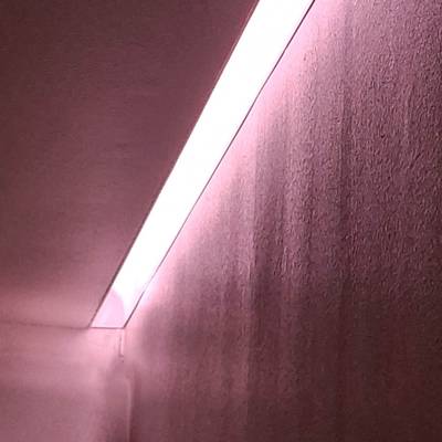 Profilo in alluminio per striscia led all'interno del tetto per illuminazione indiretta, 3m
