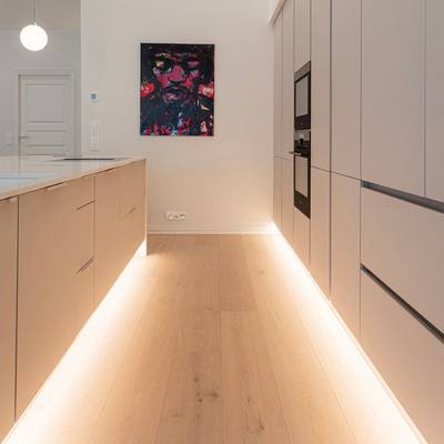 SETTI LED per zoccolo cucina - SOLO 7,2W/m NON DIMENTICABILE SETTI LED per zoccolo cucina - SOLO 7,2W/m NON DIMENTICABILE