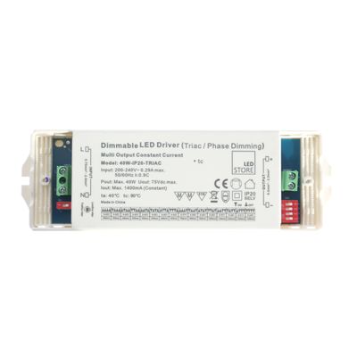 Immagine di un controller LED dimmerabile rettangolare con vari componenti elettronici e specifiche stampate in un elegante contenitore bianco.