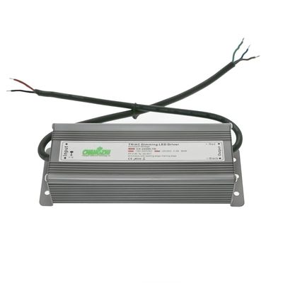 Regolatore LED TRIAC dimmer di colore argento con fili collegati, con etichette e specifiche tecniche per un controllo efficiente dell'illuminazione.
