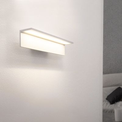 LUCE A PARETE LED BLADE 300, 3000K, 4,2W, CRI80, IP54, bianco opaco LUCE A PARETE LED BLADE 300, 3000K, 4,2W, CRI80, IP54, bianco opaco