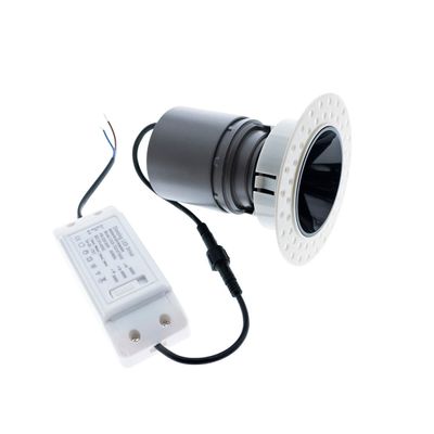 Downlight LED da incasso in nero, bianco e grigio con modulo di alimentazione e cablaggio - ideale per soluzioni di illuminazione moderne.