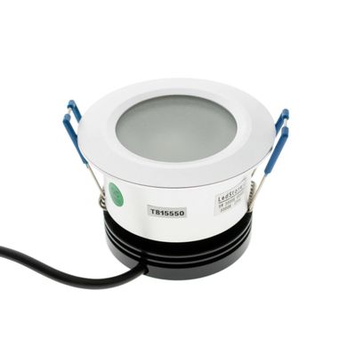 Plafoniera LED rotonda T815550 con bordo bianco, base nera, morsetto blu e cavo di alimentazione nero. Ideale per soluzioni di illuminazione domestica moderna.