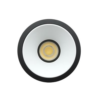 Apparecchio LED rotondo con bordo nero, cono e lampadina bianchi - illuminazione a risparmio energetico ideale per spazi moderni.