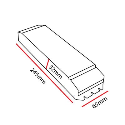 Disegno lineare di un apparecchio LED rettangolare di 245 mm x 65 mm x 32 mm con un dettaglio sfalsato a un'estremità per migliorare il design.