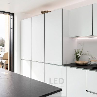 Cucina a luce indiretta