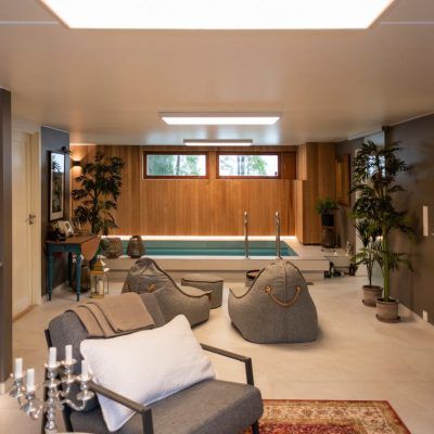 Un\'illuminazione straordinaria: la perla delle piscine