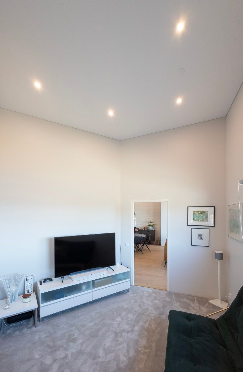 13 Lo spazio alto ha bisogno di più luce LedStorefi