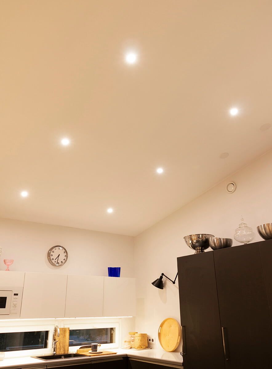 Logo del negozio di illuminazione a LED: un quadrato verde con un bordo bianco e la scritta "LED STORE" ben visibile al centro.