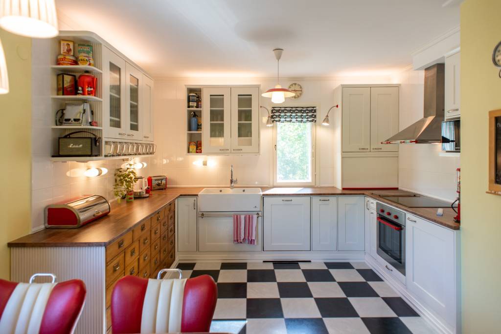 illuminazione a led per cucina, lampadine a led e strisce a led