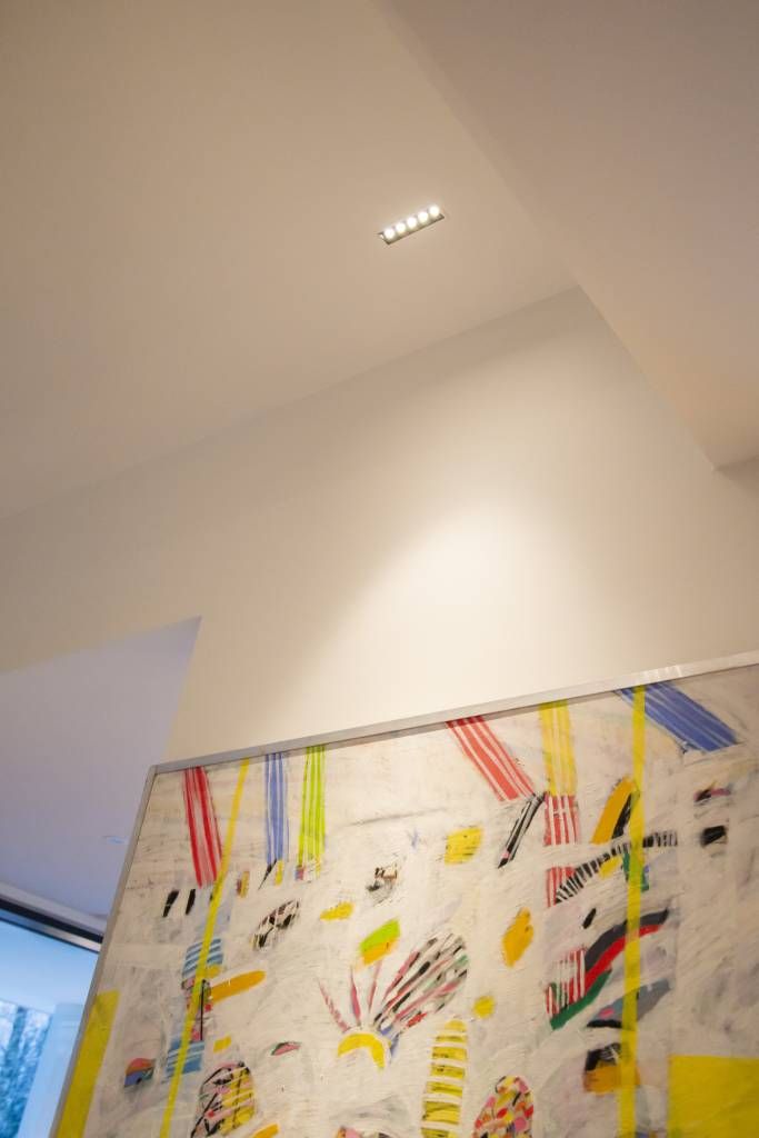 Lampada da tavolo con faretto da incasso a fascio stretto LINJA5. © LedStore