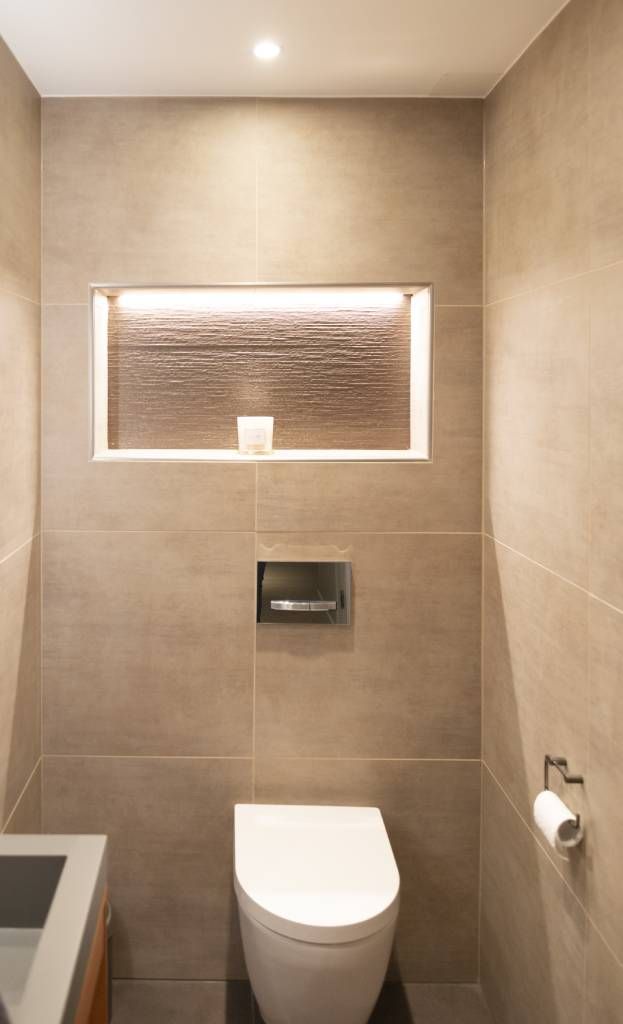 Logo LED STORE con testo bianco su sfondo verde; 'LED' posto sopra 'STORE' in un riquadro centrale bianco per soluzioni di illuminazione ad alta efficienza energetica.