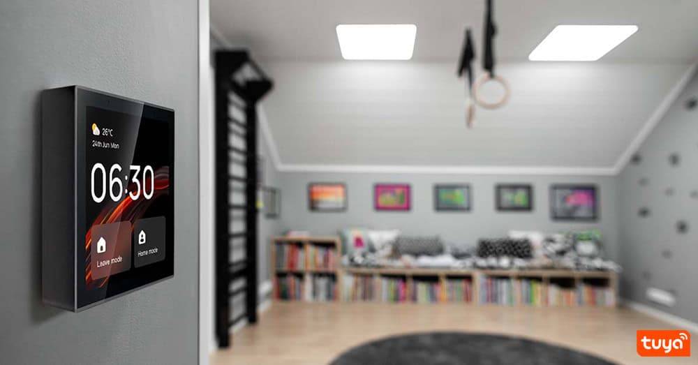 Display intelligente Tuya per la domotica.