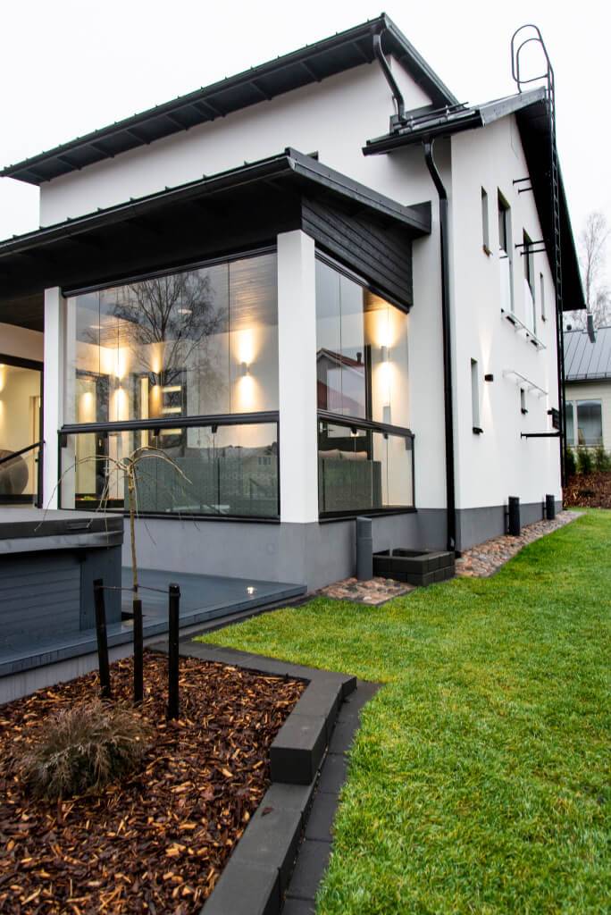 stone_house_exterior_lighting_exterior_wall_white_terrace_spot_ledstore.fi